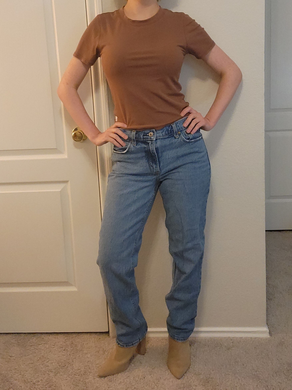 ​Abercrombie & Fitch Mid-Rise Straight Leg Jeans - Size 29 / 8 Regular